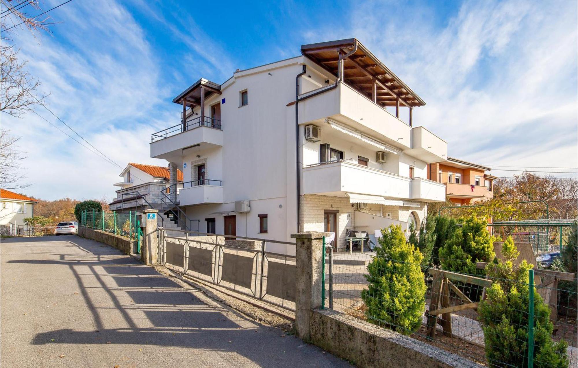Gorgeous Apartment In Rijeka With Kitchen Exterior foto